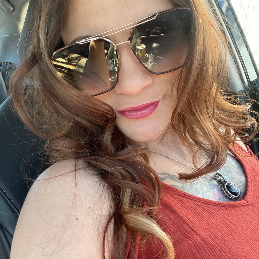 Meet your Posher, Lynn